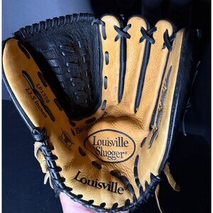 Louisville Slugger LP1350 Softball Baseball Glove 13.5" RHT